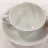 Tazza da brodo con piattino